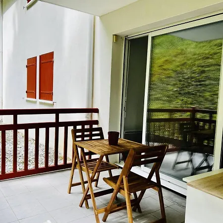 : T2 Calme Avec Terrasse, Parking, Internet - Fr-1-495-124 Lejlighed Cambo-les-Bains